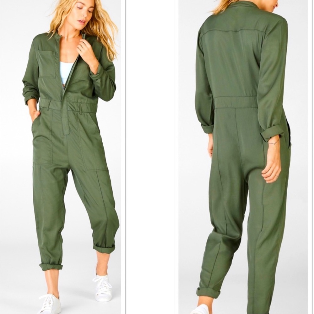 NWT Fabletics Everleigh Woven Jumpsuit Utility Long Sleeve Safari Green L